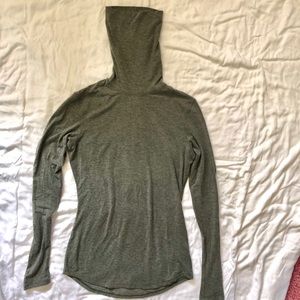 Gray tissue paper turtleneck Long-sleeved shirt